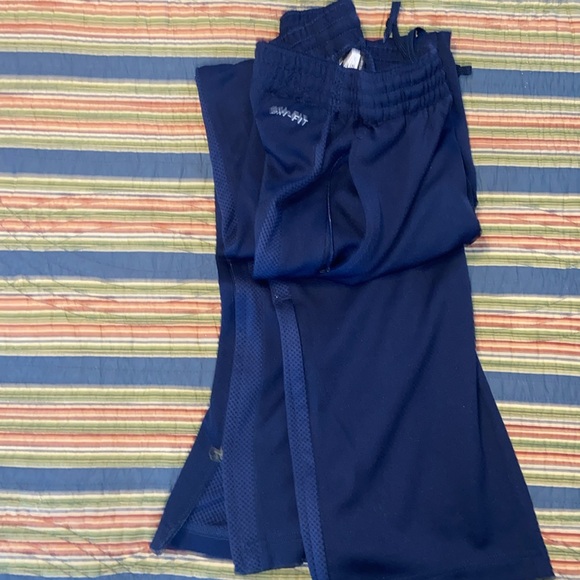 UNC women’s sweatpants - Picture 2 of 7